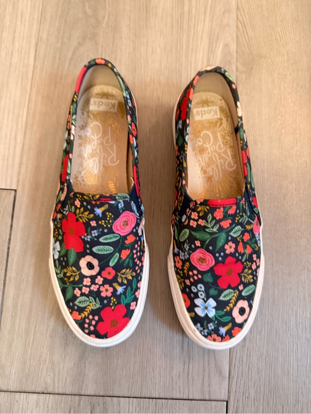 Keds x Rifle Paper  Floral (Wild Rose Navy) slip-on  Women’s Size 7.5  WF63851